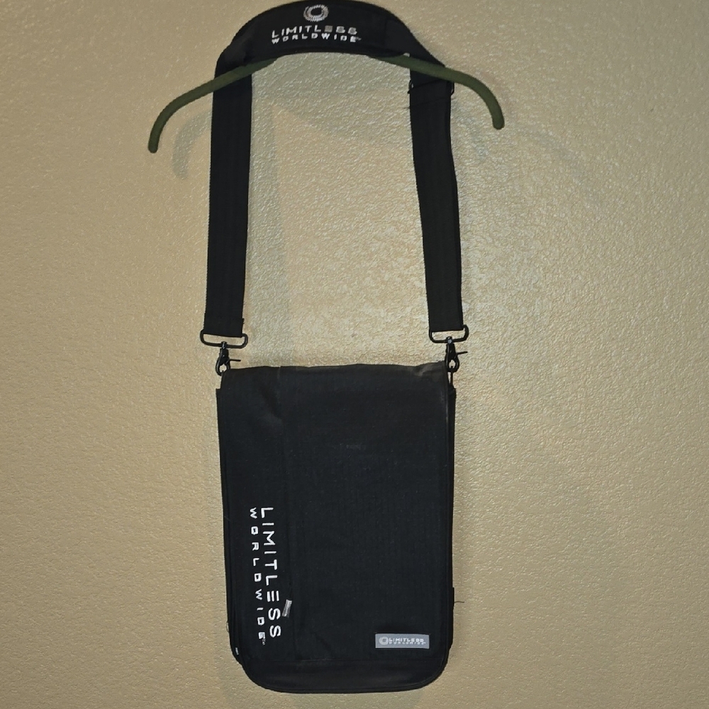 Black Crossbody Laptop Bag